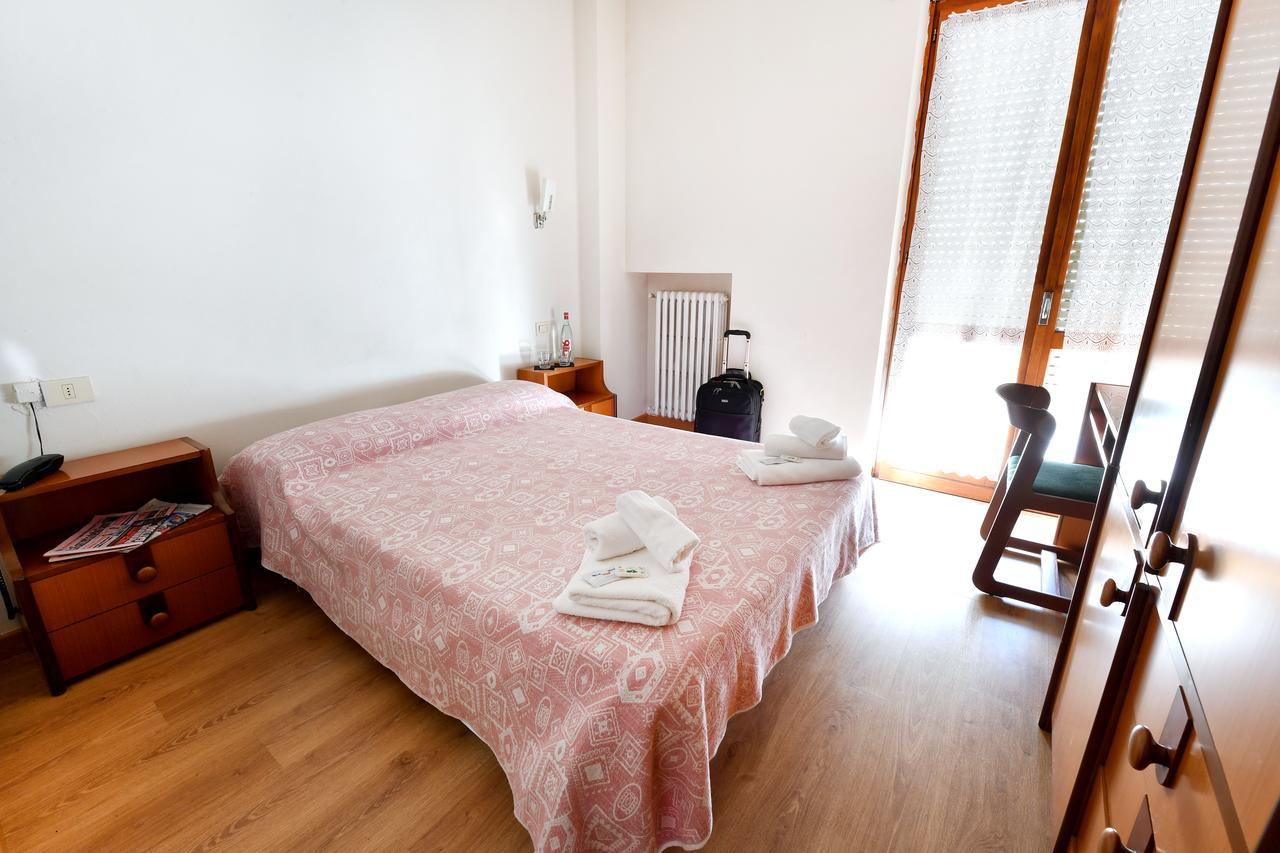 Hotel Motel Europa Domodossola Eksteriør billede