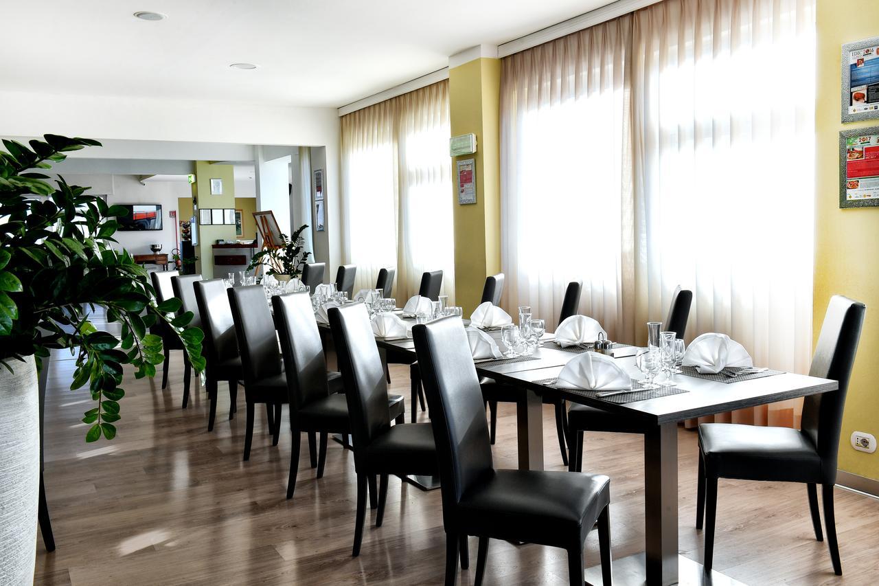 Hotel Motel Europa Domodossola Eksteriør billede